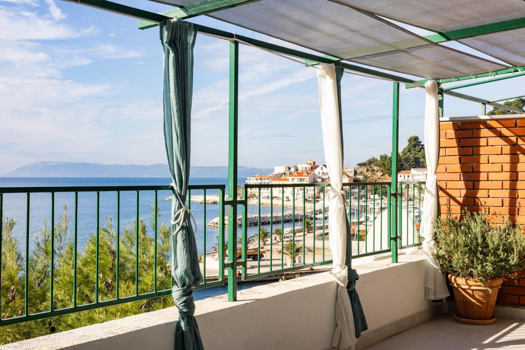 Apartments Krzanic Podgora Exterior photo