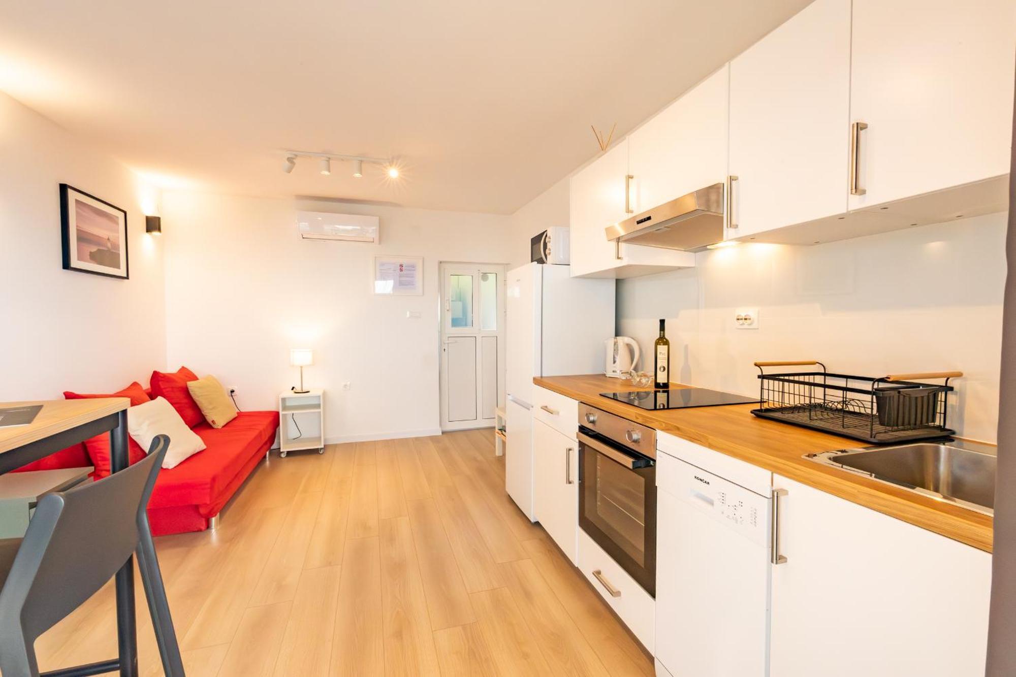 Apartments Krzanic Podgora Exterior photo